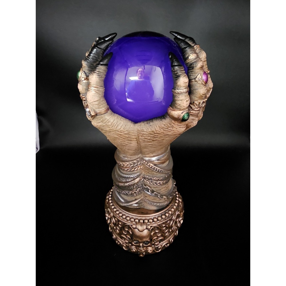 Witches Hands‎ Light Up Crystal Ball Halloween Decor